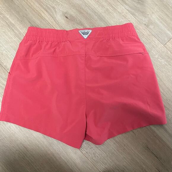 Columbia XS Red Pink Shorts Pull On Lightweight Gorpcore Casual Hiking - Picture 2 of 4